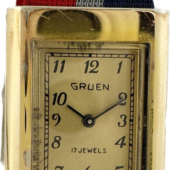 Vintage Gruen 17 Jewel Unisex Mechanical Wristwatch UT-70 Retro Rectangular - Picture 1 of 7